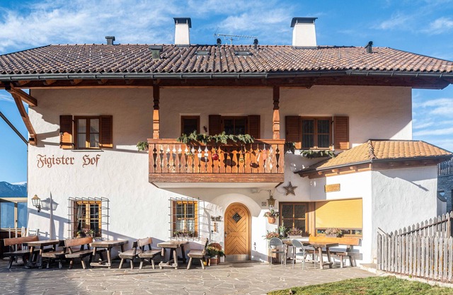 Apartment 'Figisterhof Big' with Mountain View, Shared Terrace and Wi-Fi