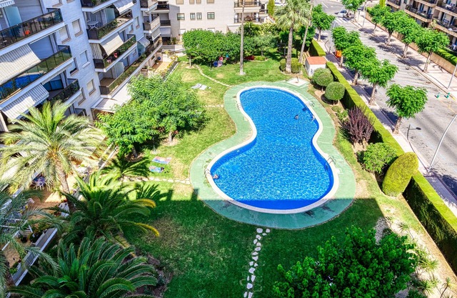 apartment/flat - 4 rooms - 5 persons