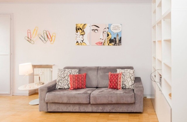 Apartment/flat - city center - private parking included