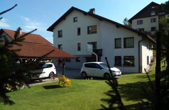 Apartment Fon