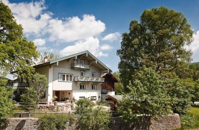 Apartment for 2-4 people in a sunny location with mountain views