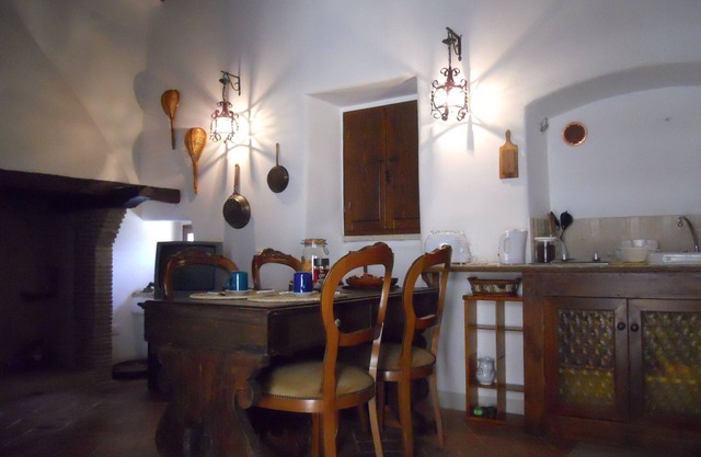 Apartment for 2 in medieval village with breathtaking views