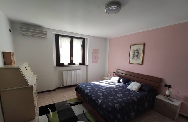 Apartment for business trips and study with large garden and veranda