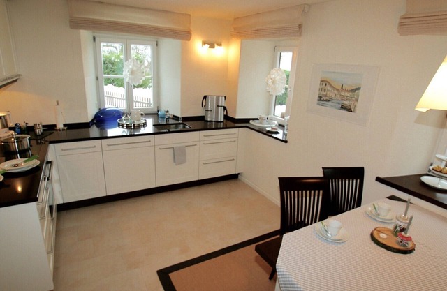 Apartment for up to 6 people, 120 sqm, 2 separate bedrooms, sofa bed, TV, WLAN, terrace