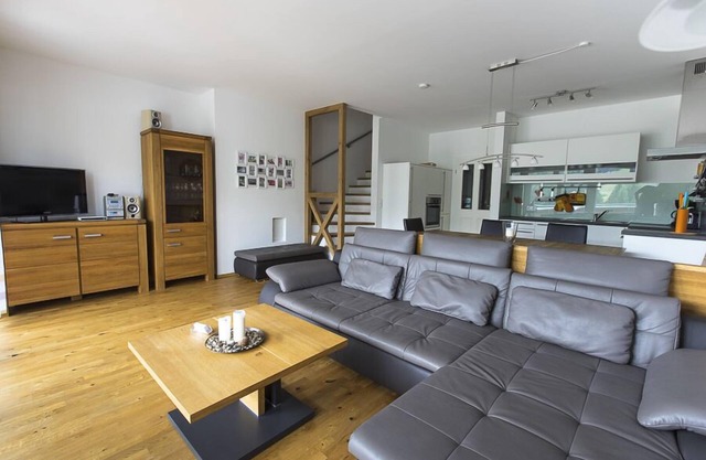 Apartment for up to 8 people. directly on the slopes, sauna, 3 bedrooms, 2 bathrooms, underground parking