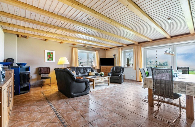 Apartment 'Fördehof Petersen - Sonderburg' with Sea View, Private Terrace and Wi-Fi