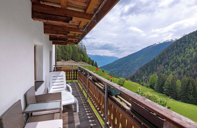 Apartment 'Fragges Spuldra' with Mountain View, Balcony and Wi-Fi