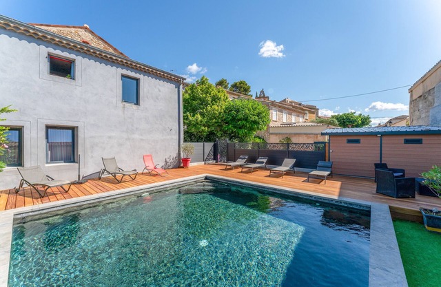 Apartment 'Gîte Coté Mûrier' with Shared Pool, Private Terrace and Wi-Fi