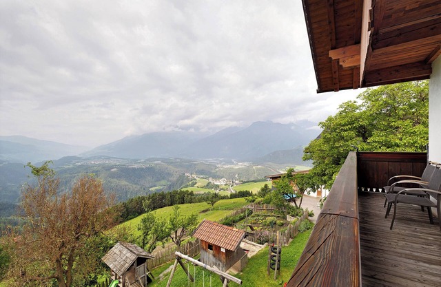 Apartment 'Galtinerhof Almstadel' with Mountain View, Shared Terrace and Wi-Fi