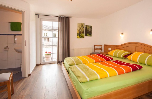 Apartment 'Gänseblume' with Private Terrace, Shared Garden and Wi-Fi