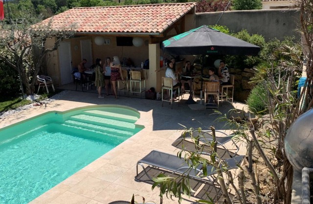 Apartment - Garden - Swimming pool