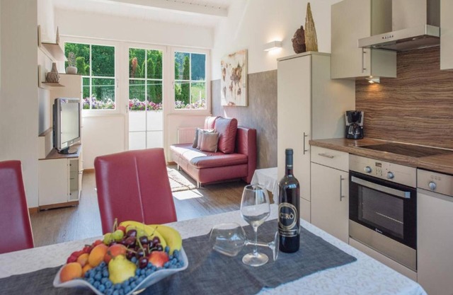 Apartment 'Gartenhof 2 Amadeus' with Mountain View, Shared Terrace and Wi-Fi