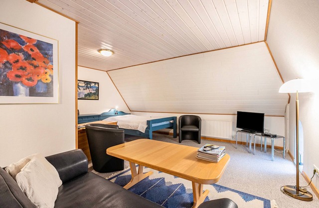 Apartment 'Gartenwohnung' with Shared Garden and Wi-Fi