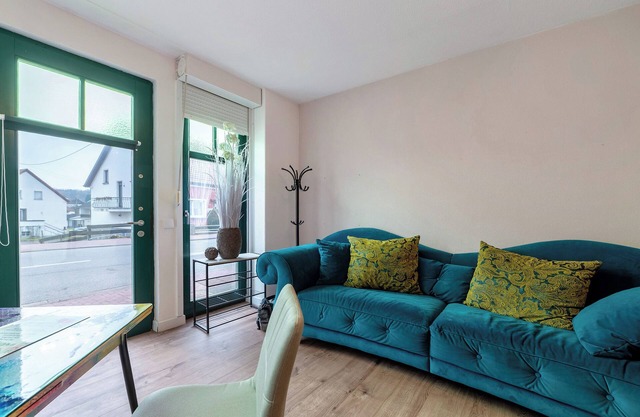 Apartment 'Gemütliche In Reimsbach' with Wi-Fi