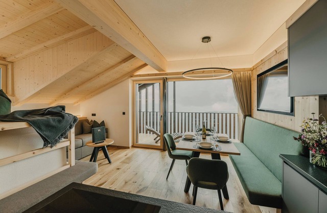 Apartment 'Gipfeltraum' with Mountain View, Shared Garden and Wi-Fi
