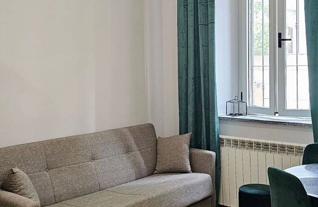 Apartment Granella-Three bright apartments near station