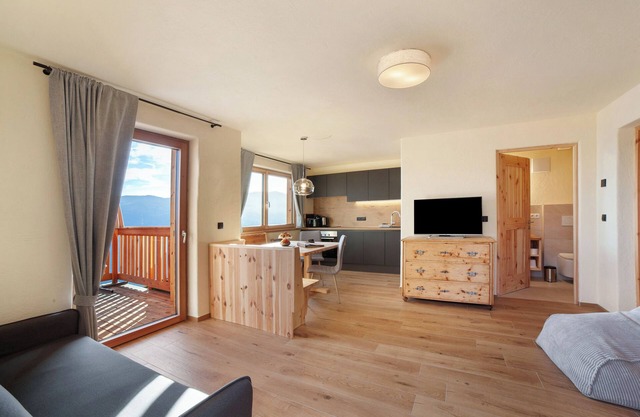 Apartment 'Grillentol Hauserhof' with Mountain View, Shared Garden and Wi-Fi