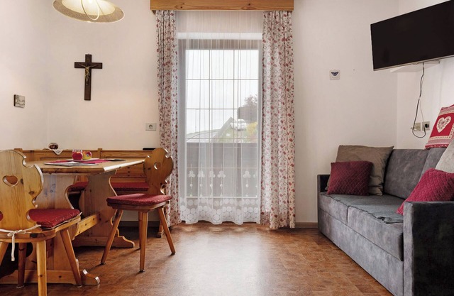 Apartment 'Groß' with Mountain View, Shared Garden and Wi-Fi