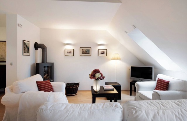 Apartment 'Gut Rattelvitz - Galerie Ost' with Sea View, Private Terrace and Wi-Fi