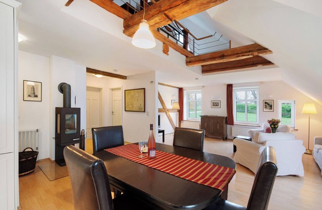 Apartment 'Gut Rattelvitz - Galerie Mitte' with Sea View, Private Terrace and Wi-Fi