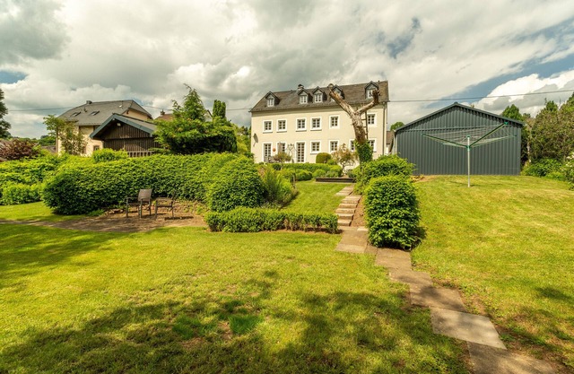 Apartment 'Happynest' with Mountain View, Private Terrace and Wi-Fi