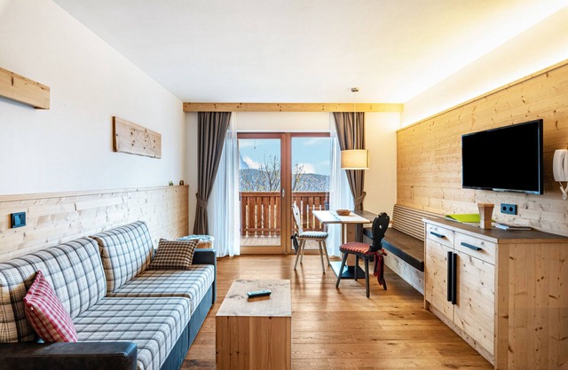 Apartment 'Hatzes App Schlern' with Mountain View, Balcony & Wi-Fi
