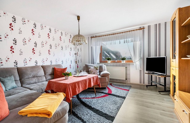 Apartment 'Haus Dreeßen' with Shared Terrace and Shared Garden