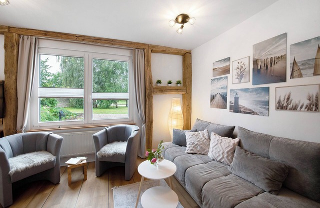 Apartment 'Haus Hinz 2 Zi Fe-Wo An Der Ostsee' with Shared Terrace, Shared Garden and Wi-Fi