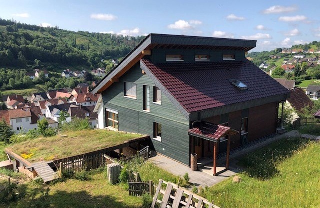 Apartment Haus Leenja with Mountain View, Sauna, Garden