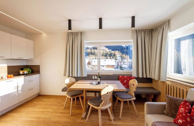 Apartment “Haus Lohengrin - Ferienwohnung 3” with Mountain View