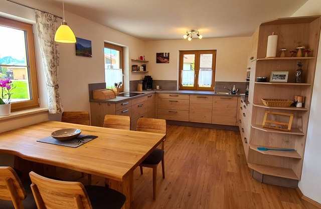 Apartment Hipp No. 2 - 95m² new building on the ground floor with terrace and mountain view in top location