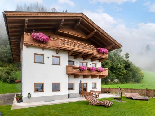 Apartment Hocheben by Interhome