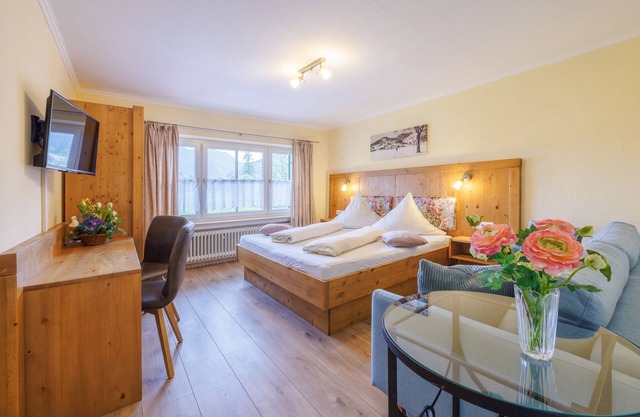 Apartment Hochfelln 30sqm, kitchen, 1 living/bedroom, WLAN, max 3 persons