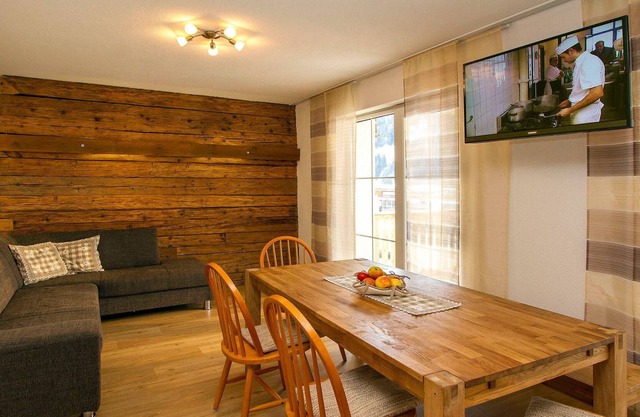Apartment Hochwiesler (next door) - Apartments and Pension Mariandl