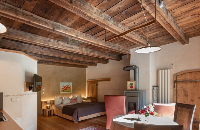 Apartment 'Hof Neuhaus Laugen Alm' with Mountain View, Garden & Wi-Fi
