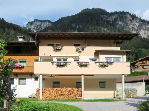 Apartment Holaus by Interhome