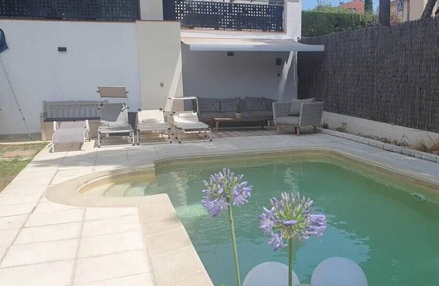 Apartment 'Holiday In Alella' with Private Pool, Wi-Fi and Air Conditioning
