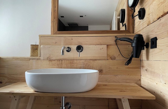 Apartment HOLZWURM with outdoor whirlpool & panorama sauna