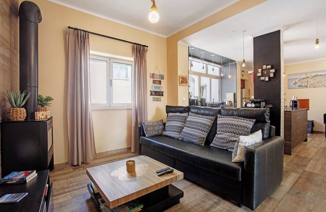 Apartment 'Home Away From Home' with Balcony & Wi-Fi