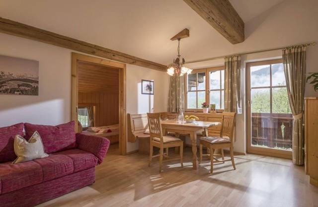 Apartment Hornblick with 2 bedrooms - Guggenhof
