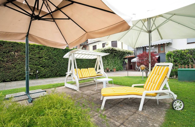 Apartment 'Il Gelsomino' with Shared Terrace, Wi-Fi and Air Conditioning