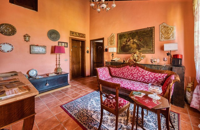 Apartment 'Il Grappolo E La Rosa Centifolia' with Shared Garden and Wi-Fi