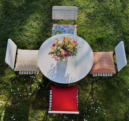 APARTMENT im garten 9