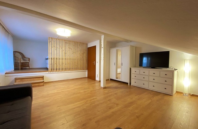 Apartment 'Im Münchner-süden' with Private Terrace, Private Garden and Wi-Fi