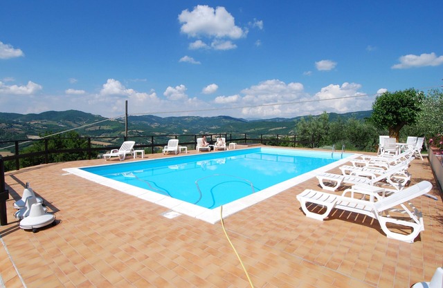 Apartment in a beautiful old estate, nature reserve "Monte Subasio".