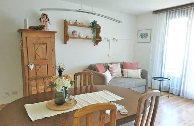 Apartment in a well maintained residence in a central location with indoor pool