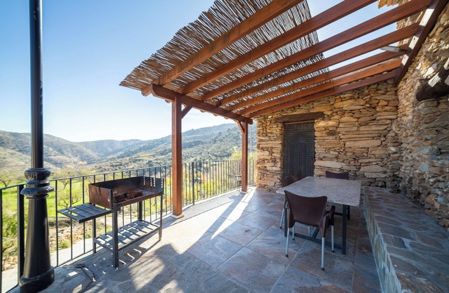 Apartment In A Hotel 'Los Moreno' with Mountain View, Wi-Fi