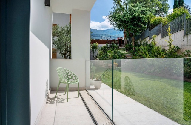 Apartment In A Hotel 'Midum Garden Sud' with Mountain View, Wi-Fi and Air Conditioning