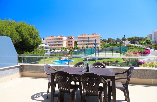 Apartment in a Luxury Family Complex · UHC SALOU VILLA 316