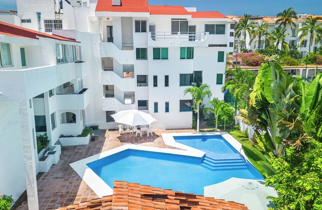 apartment in a quiet area with access to the beach